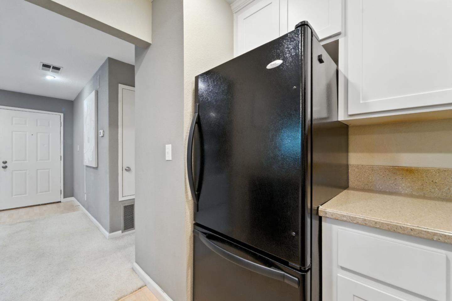 Detail Gallery Image 8 of 24 For 5457 Makati Cir, San Jose,  CA 95123 - 1 Beds | 1 Baths