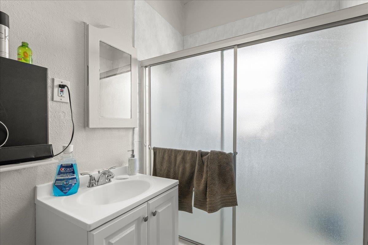 Detail Gallery Image 7 of 13 For 162 E San Salvador St, San Jose,  CA 95112 - – Beds | – Baths