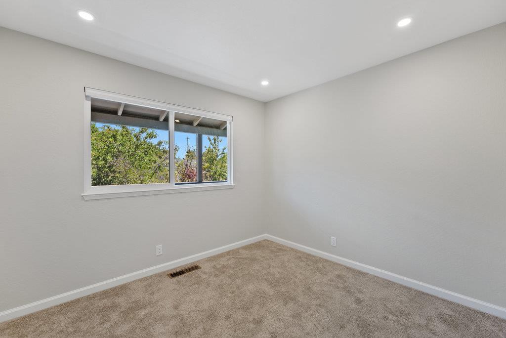 Detail Gallery Image 10 of 42 For 221 Carey Ave, Freedom,  CA 95019 - – Beds | – Baths