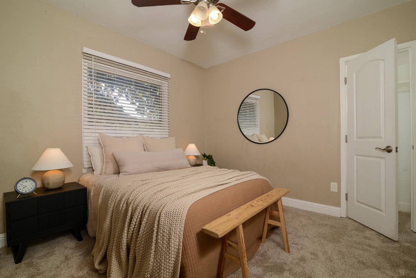 Detail Gallery Image 8 of 20 For 5359 14th Ave, Sacramento,  CA 95820 - 2 Beds | 1 Baths