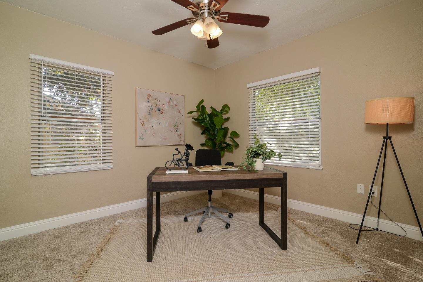 Detail Gallery Image 9 of 20 For 5359 14th Ave, Sacramento,  CA 95820 - 2 Beds | 1 Baths