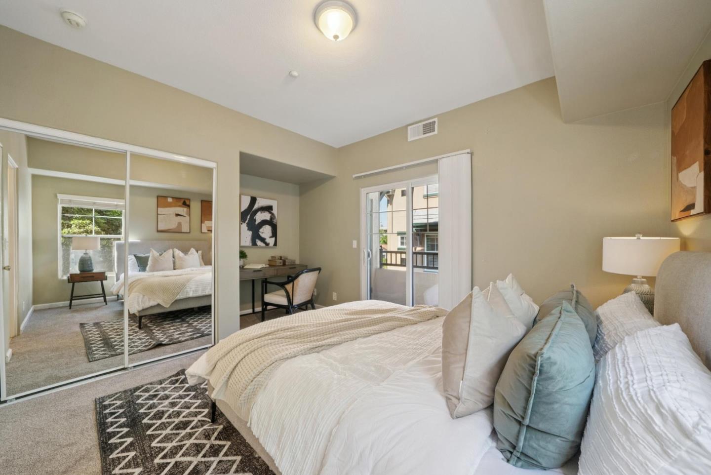 Detail Gallery Image 12 of 19 For 808 Lenzen Ave #106,  San Jose,  CA 95126 - 2 Beds | 2/1 Baths