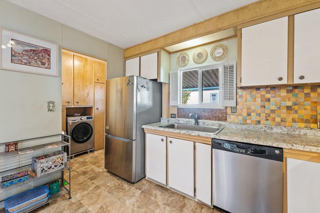 Detail Gallery Image 13 of 30 For 2355 Brommer St #44,  Santa Cruz,  CA 95062 - 2 Beds | 2 Baths