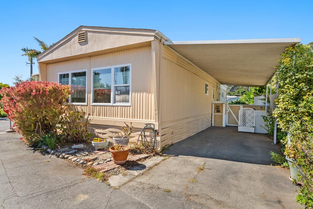 Detail Gallery Image 3 of 30 For 2355 Brommer St #44,  Santa Cruz,  CA 95062 - 2 Beds | 2 Baths
