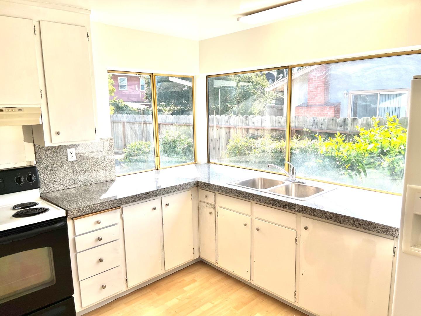 Detail Gallery Image 10 of 22 For 4428 Moffitt Dr, Napa,  CA 94558 - 3 Beds | 2 Baths