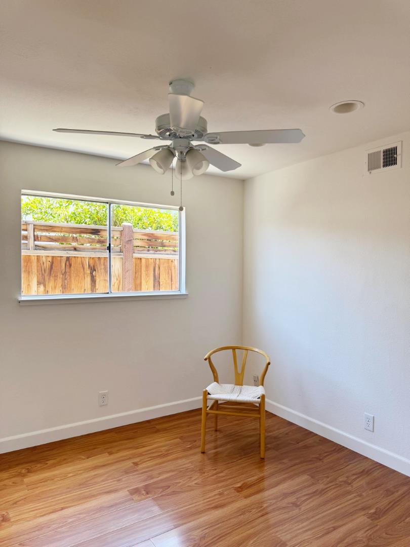 Detail Gallery Image 14 of 14 For 1317 Bilbo Ct, San Jose,  CA 95121 - 4 Beds | 3 Baths
