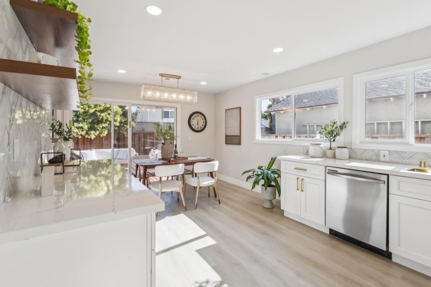 Detail Gallery Image 15 of 35 For 6129 Glen Harbor Dr, San Jose,  CA 95123 - 4 Beds | 2 Baths