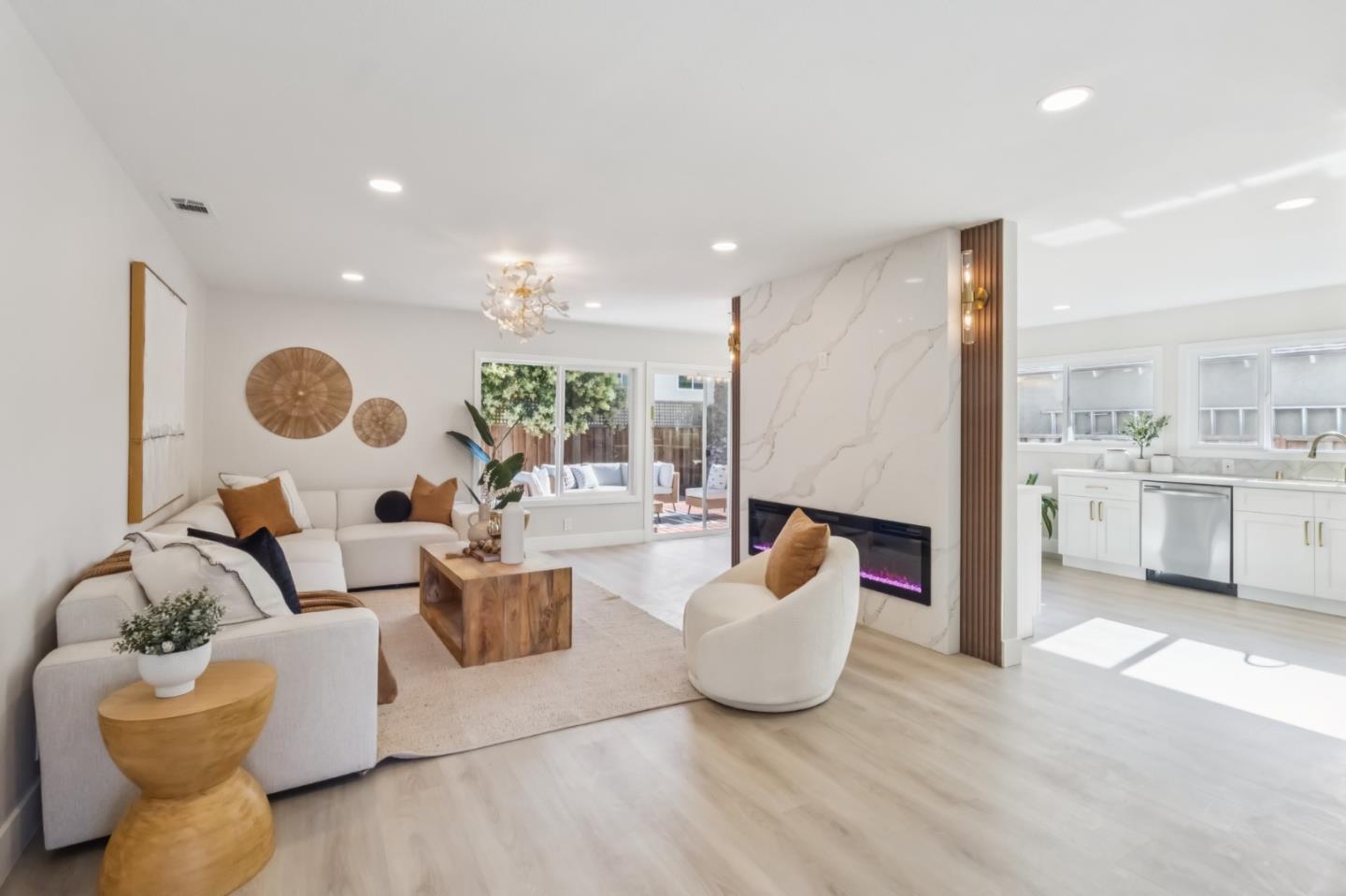 Detail Gallery Image 5 of 35 For 6129 Glen Harbor Dr, San Jose,  CA 95123 - 4 Beds | 2 Baths