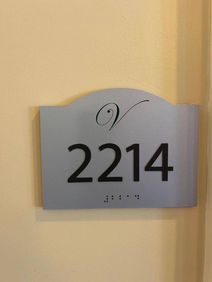Detail Gallery Image 3 of 20 For 10 Crystal Springs Rd #2214,  San Mateo,  CA 94402 - 2 Beds | 2 Baths