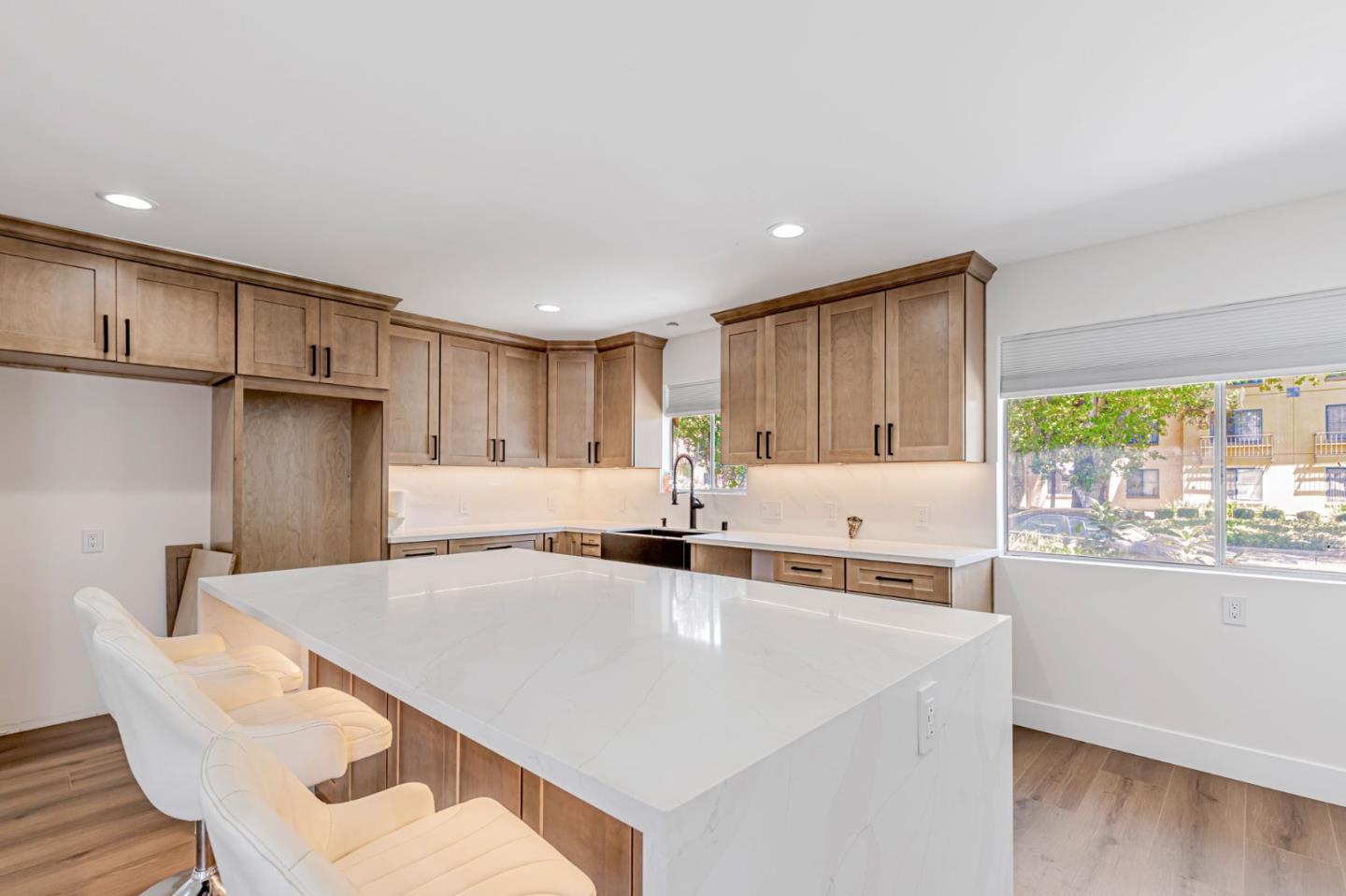 Detail Gallery Image 16 of 47 For 700 Eschenburg Dr, Gilroy,  CA 95020 - 3 Beds | 2 Baths
