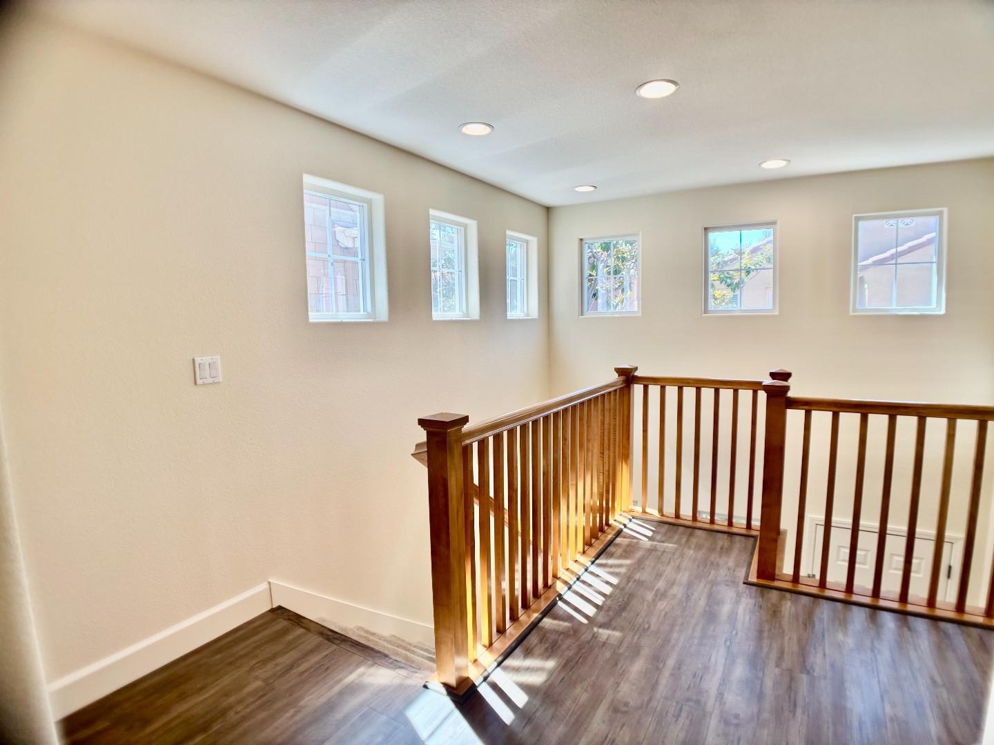 Detail Gallery Image 18 of 39 For 4280 Marston Ln, Santa Clara,  CA 95054 - 4 Beds | 3/1 Baths