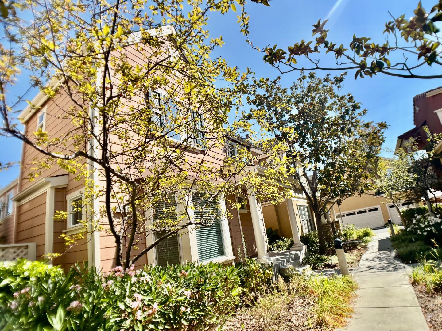 Detail Gallery Image 2 of 39 For 4280 Marston Ln, Santa Clara,  CA 95054 - 4 Beds | 3/1 Baths