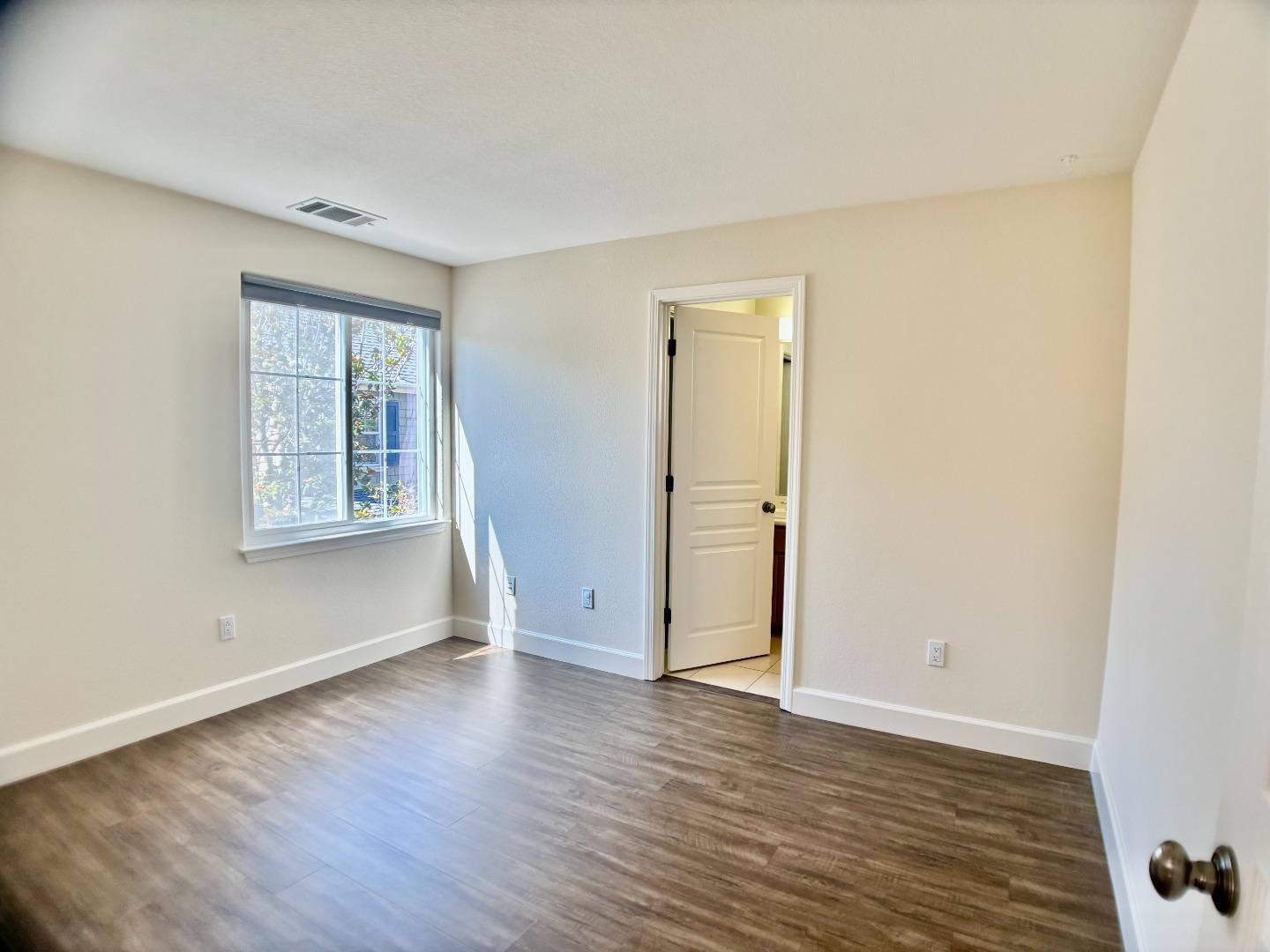 Detail Gallery Image 20 of 39 For 4280 Marston Ln, Santa Clara,  CA 95054 - 4 Beds | 3/1 Baths