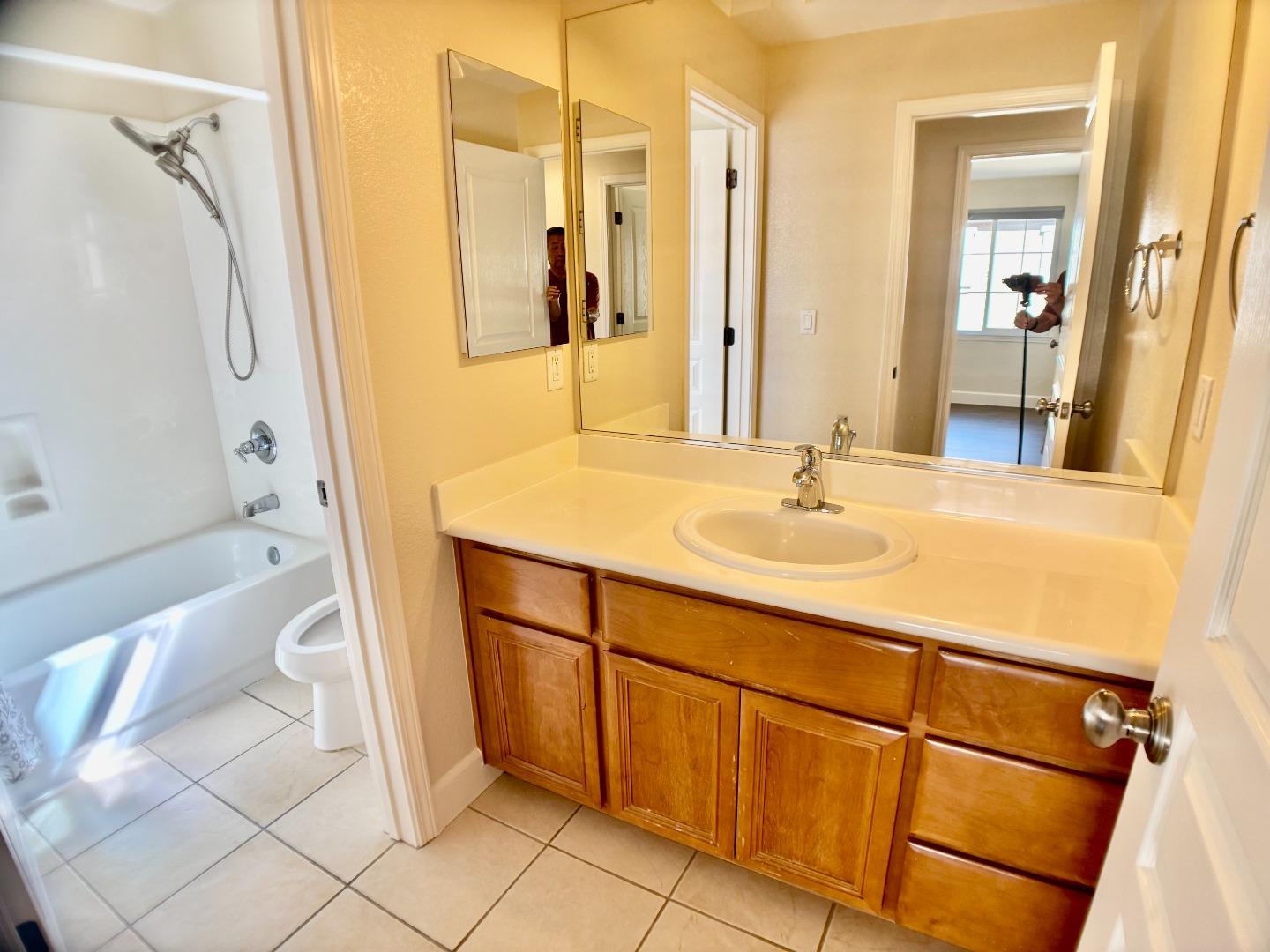 Detail Gallery Image 24 of 39 For 4280 Marston Ln, Santa Clara,  CA 95054 - 4 Beds | 3/1 Baths