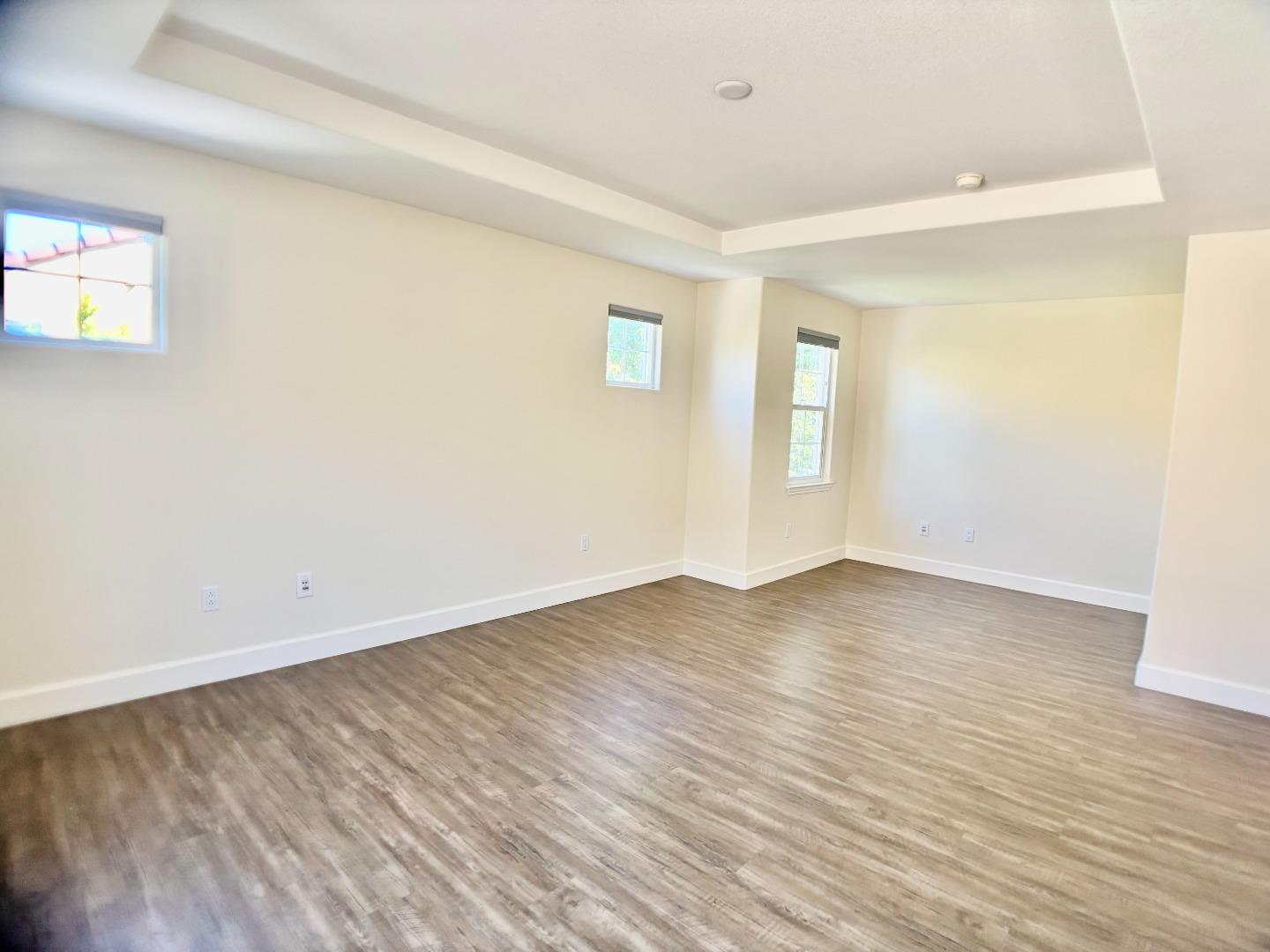 Detail Gallery Image 26 of 39 For 4280 Marston Ln, Santa Clara,  CA 95054 - 4 Beds | 3/1 Baths