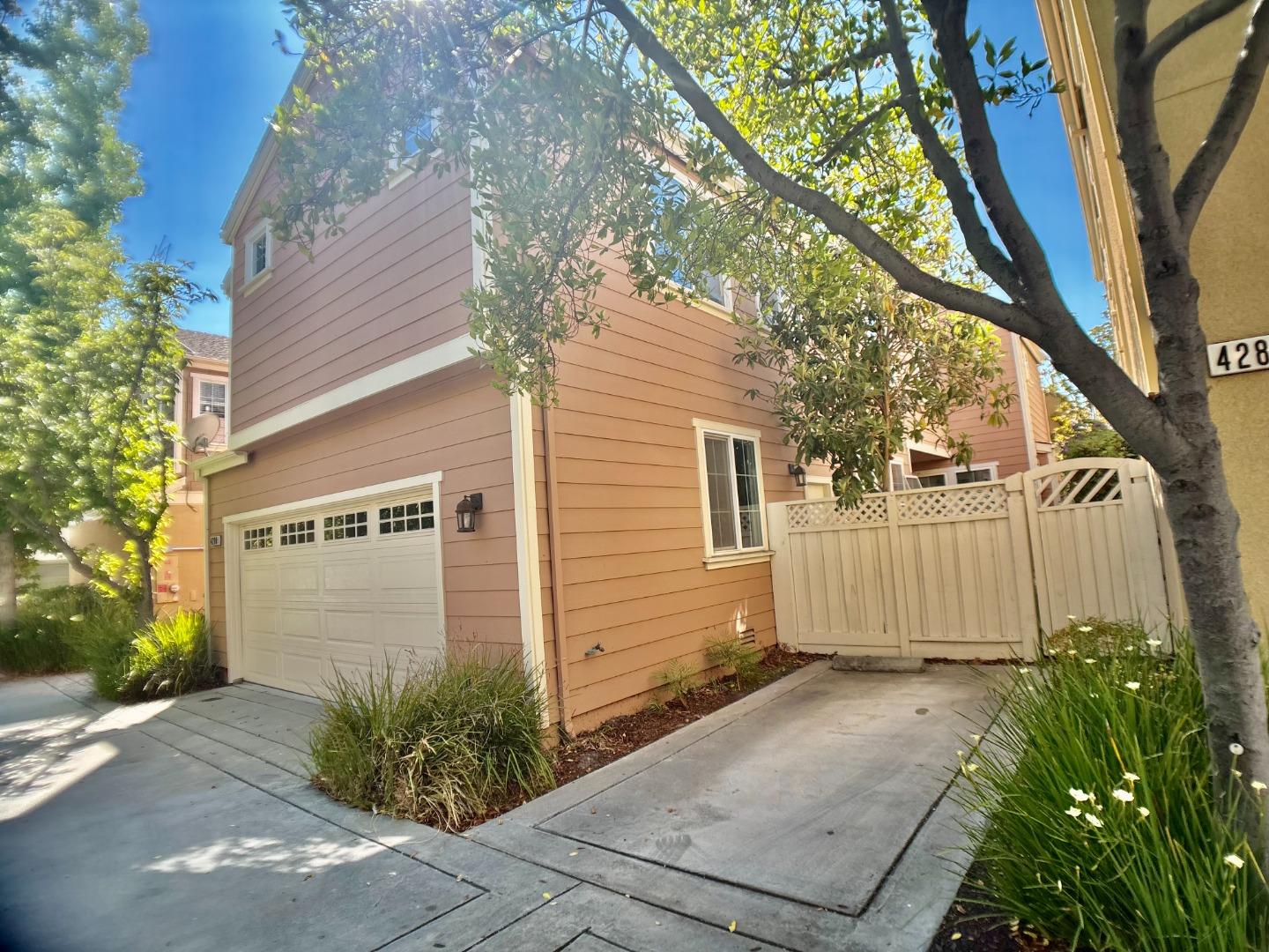Detail Gallery Image 6 of 39 For 4280 Marston Ln, Santa Clara,  CA 95054 - 4 Beds | 3/1 Baths