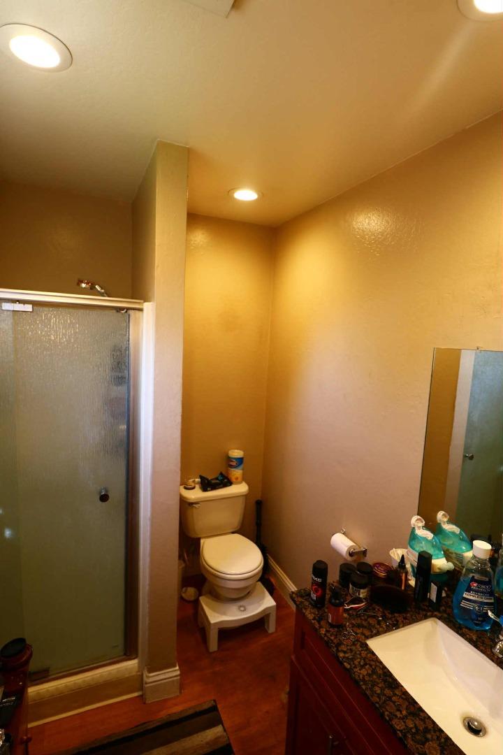 Detail Gallery Image 13 of 18 For 6 Linscheid Dr, Pittsburg,  CA 94565 - 3 Beds | 2 Baths