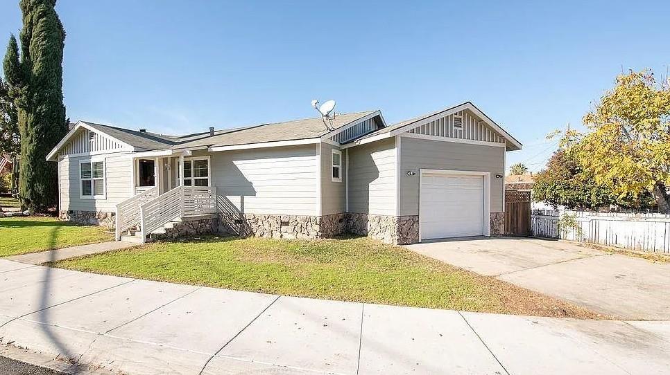 Detail Gallery Image 3 of 18 For 6 Linscheid Dr, Pittsburg,  CA 94565 - 3 Beds | 2 Baths