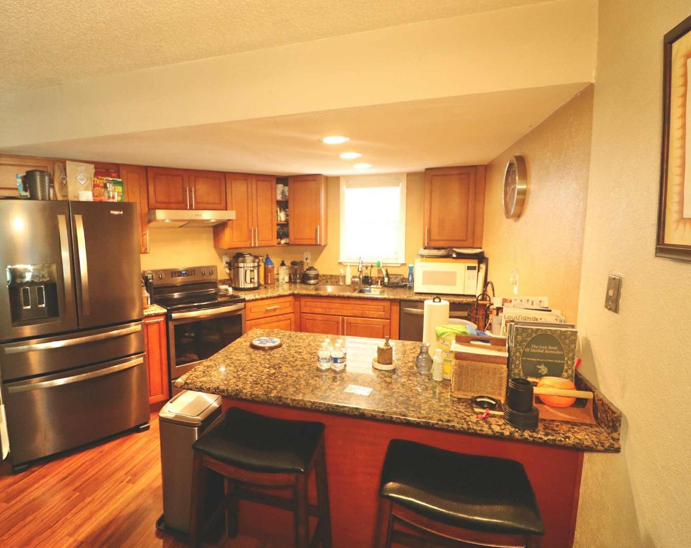 Detail Gallery Image 8 of 18 For 6 Linscheid Dr, Pittsburg,  CA 94565 - 3 Beds | 2 Baths