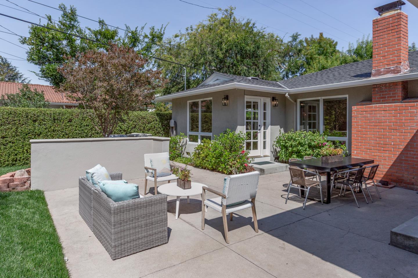 Detail Gallery Image 27 of 38 For 892 W Knickerbocker Dr, Sunnyvale,  CA 94087 - 3 Beds | 2/1 Baths