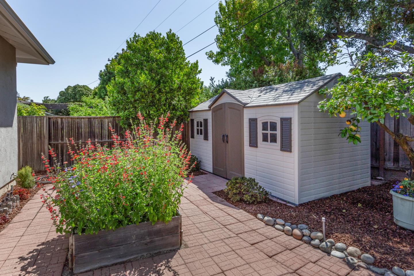 Detail Gallery Image 28 of 38 For 892 W Knickerbocker Dr, Sunnyvale,  CA 94087 - 3 Beds | 2/1 Baths