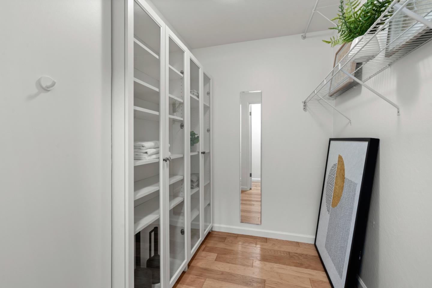 Detail Gallery Image 26 of 62 For 675 Sharon Park Dr #101,  Menlo Park,  CA 94025 - 2 Beds | 2 Baths