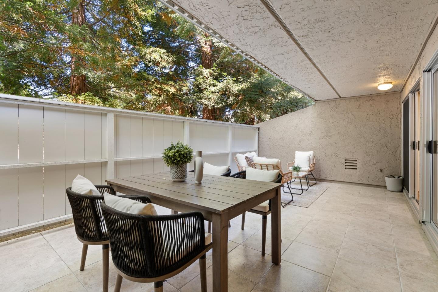Detail Gallery Image 33 of 62 For 675 Sharon Park Dr #101,  Menlo Park,  CA 94025 - 2 Beds | 2 Baths