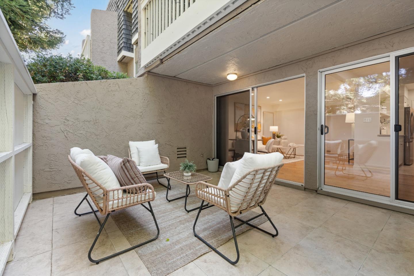 Detail Gallery Image 38 of 62 For 675 Sharon Park Dr #101,  Menlo Park,  CA 94025 - 2 Beds | 2 Baths