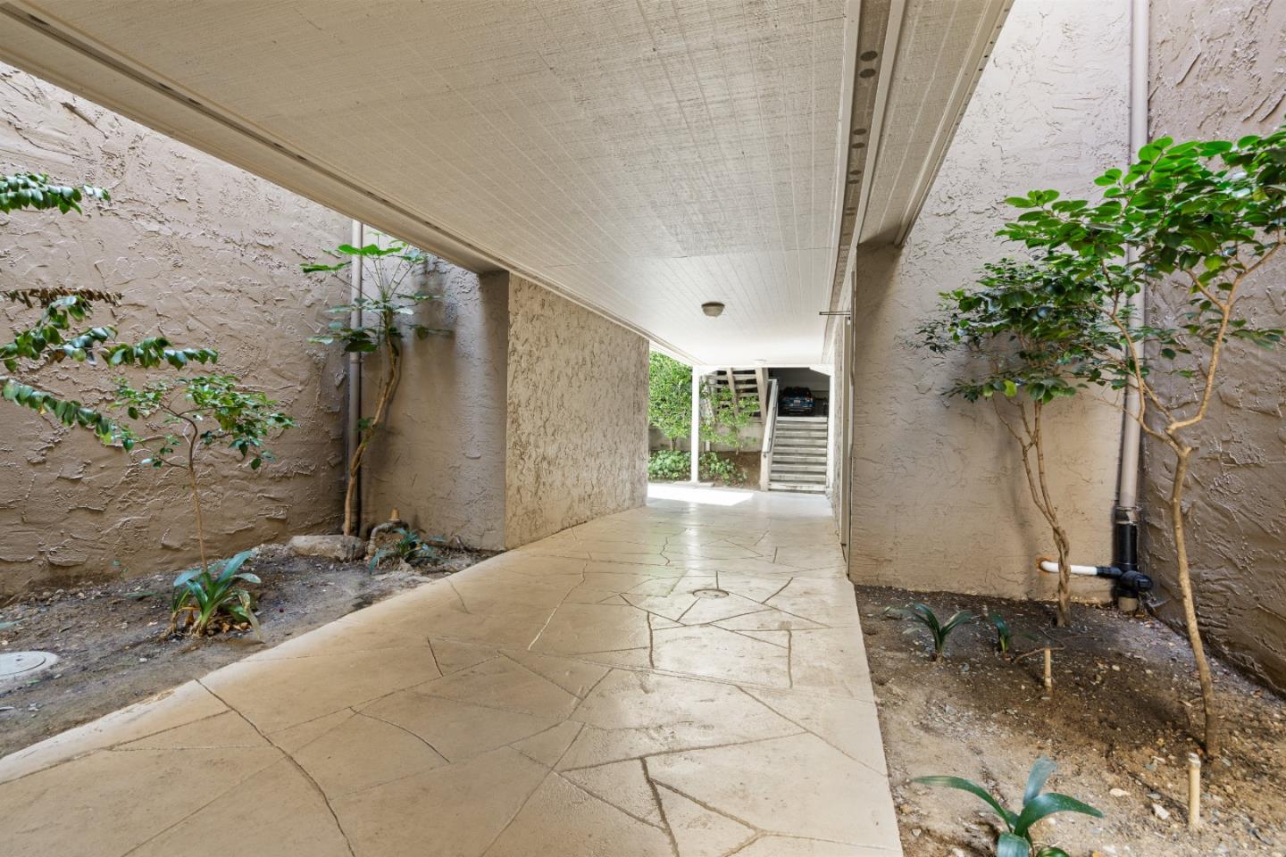 Detail Gallery Image 40 of 62 For 675 Sharon Park Dr #101,  Menlo Park,  CA 94025 - 2 Beds | 2 Baths