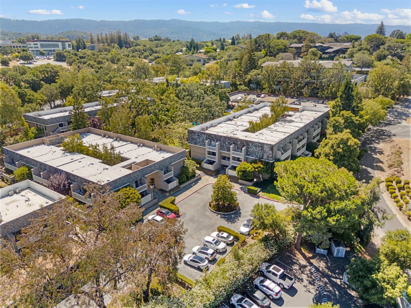Detail Gallery Image 54 of 62 For 675 Sharon Park Dr #101,  Menlo Park,  CA 94025 - 2 Beds | 2 Baths