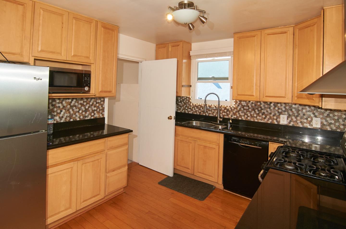Detail Gallery Image 19 of 76 For 506 Annette Ave, Vallejo,  CA 94591 - 2 Beds | 1 Baths