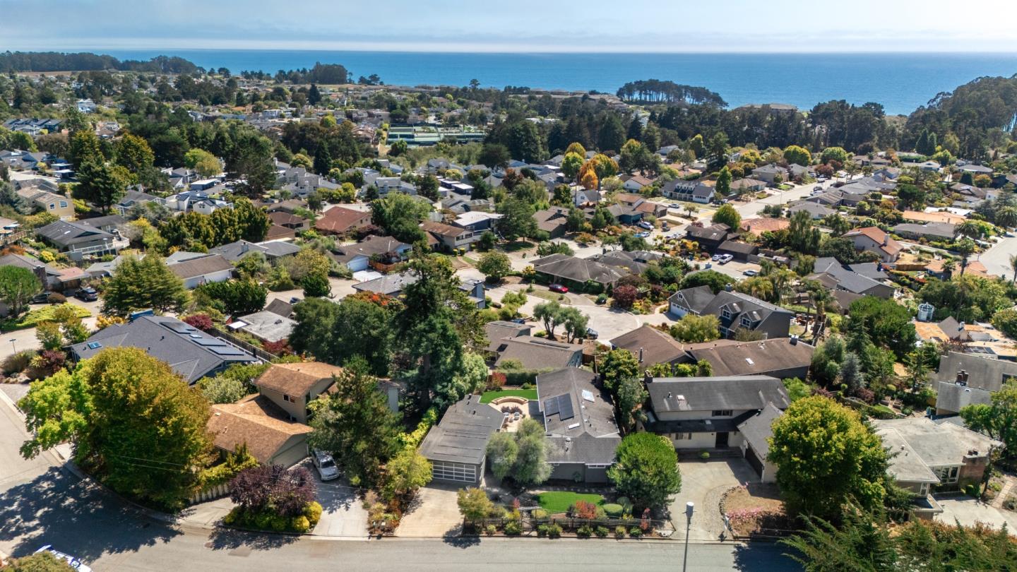 Detail Gallery Image 52 of 56 For 230 Thunderbird Dr, Aptos,  CA 95003 - 3 Beds | 3 Baths