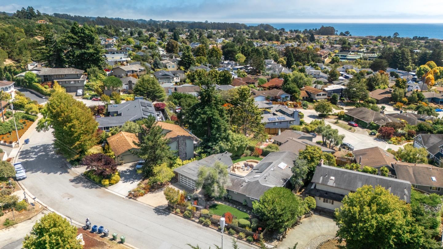 Detail Gallery Image 53 of 56 For 230 Thunderbird Dr, Aptos,  CA 95003 - 3 Beds | 3 Baths