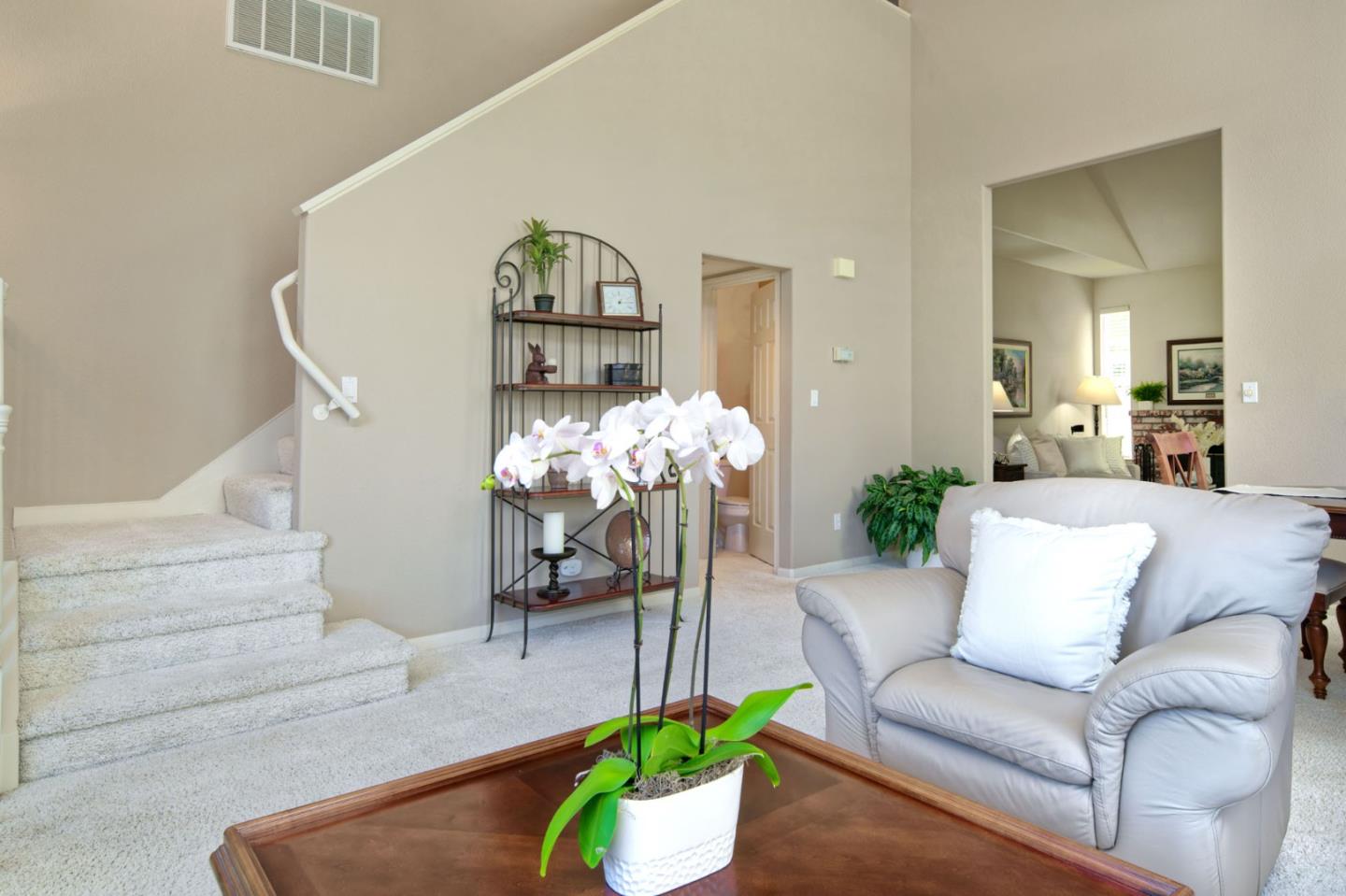 Detail Gallery Image 6 of 49 For 5633 Ravenna Ct, San Jose,  CA 95118 - 4 Beds | 3/1 Baths