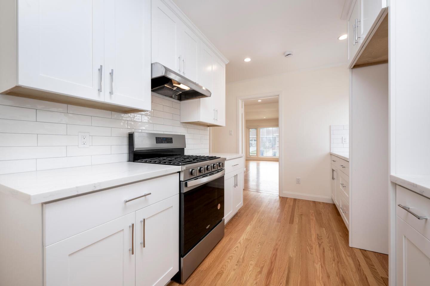 Detail Gallery Image 16 of 28 For 28 Greenwood Dr, South San Francisco,  CA 94080 - 2 Beds | 1 Baths