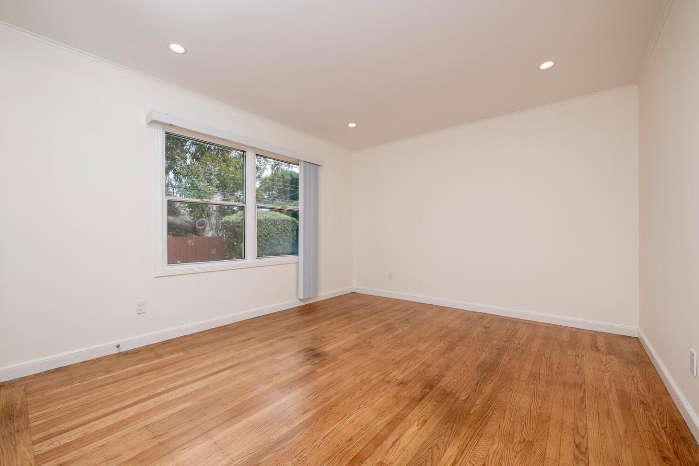 Detail Gallery Image 21 of 28 For 28 Greenwood Dr, South San Francisco,  CA 94080 - 2 Beds | 1 Baths