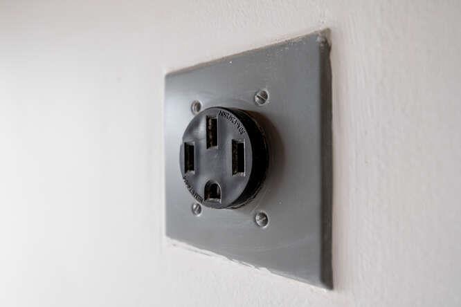 Detail Gallery Image 28 of 28 For 28 Greenwood Dr, South San Francisco,  CA 94080 - 2 Beds | 1 Baths