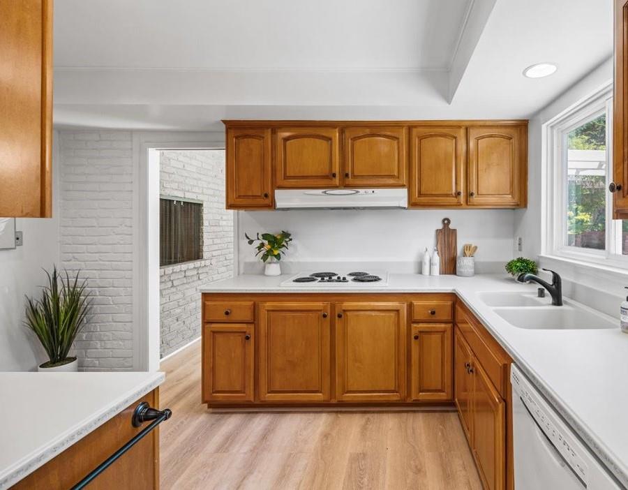 Detail Gallery Image 13 of 29 For 35 Mountain View Pl, San Mateo,  CA 94402 - 3 Beds | 2 Baths