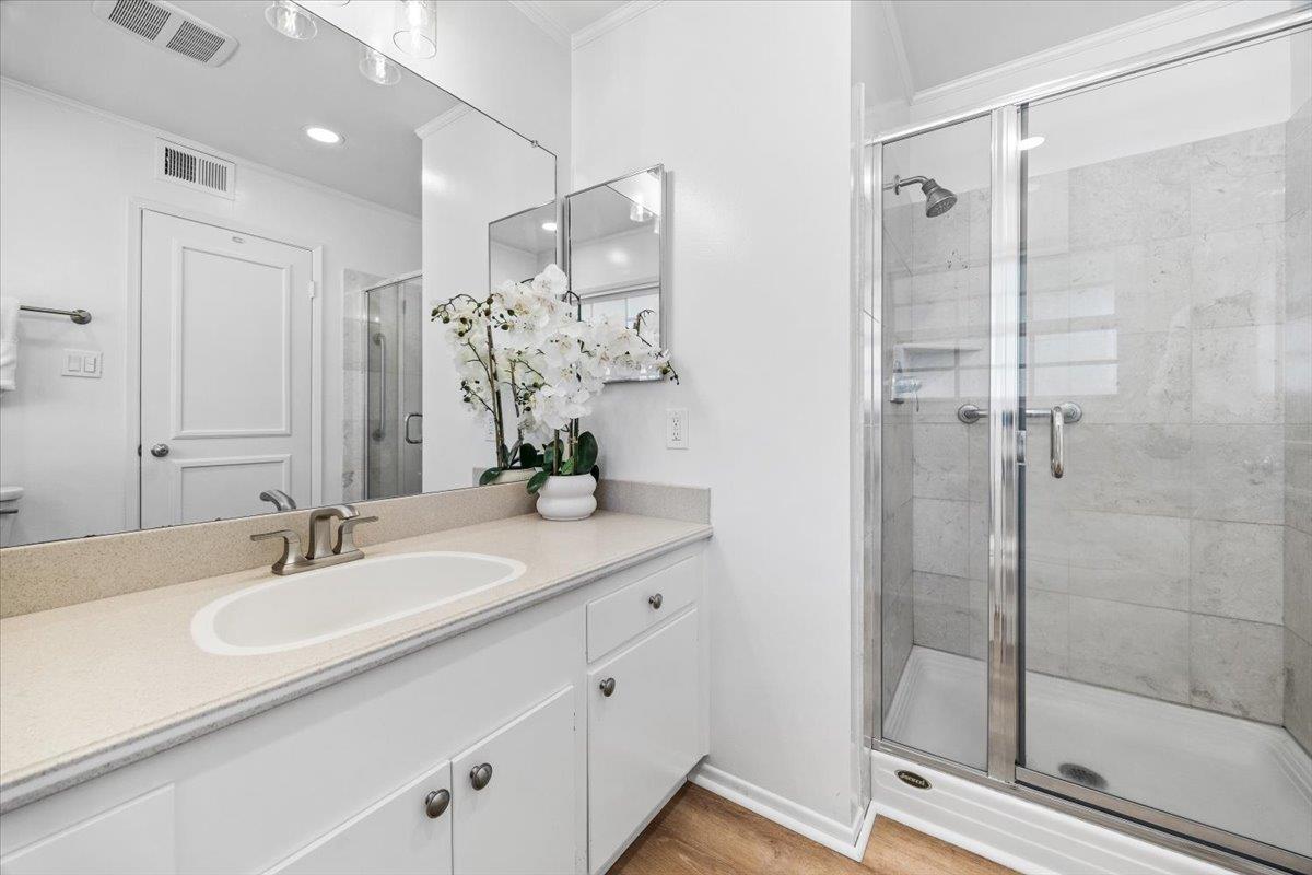 Detail Gallery Image 18 of 29 For 35 Mountain View Pl, San Mateo,  CA 94402 - 3 Beds | 2 Baths