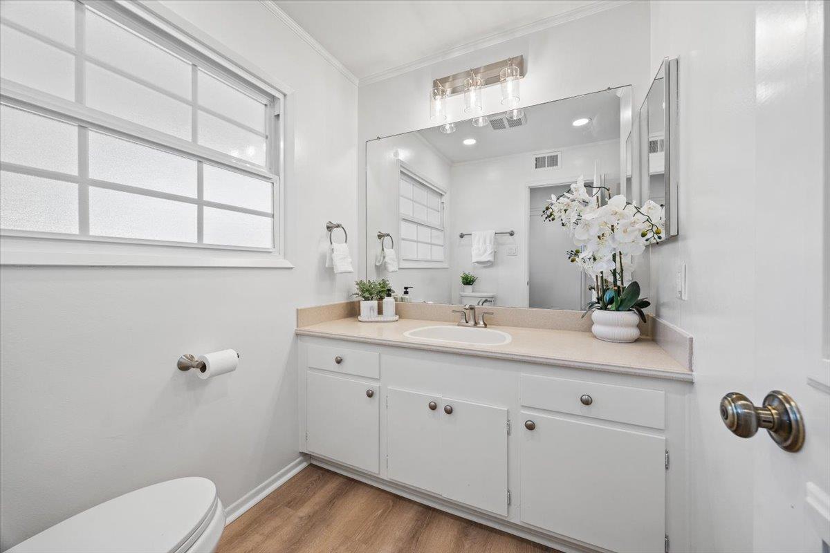 Detail Gallery Image 19 of 29 For 35 Mountain View Pl, San Mateo,  CA 94402 - 3 Beds | 2 Baths