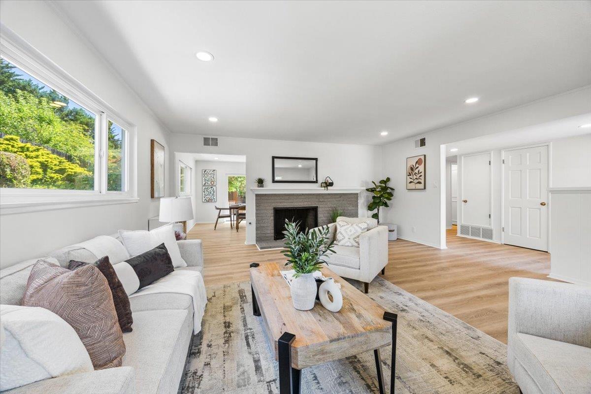 Detail Gallery Image 7 of 29 For 35 Mountain View Pl, San Mateo,  CA 94402 - 3 Beds | 2 Baths