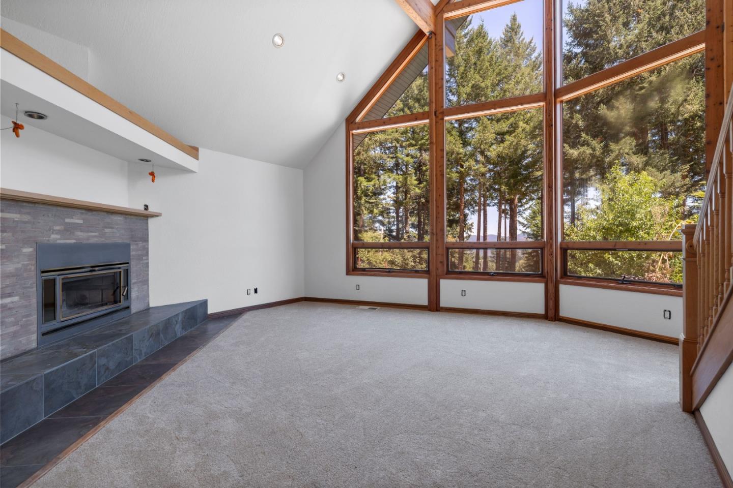 Detail Gallery Image 14 of 62 For 19850 Skyline Blvd, Los Gatos,  CA 95033 - 3 Beds | 2/1 Baths