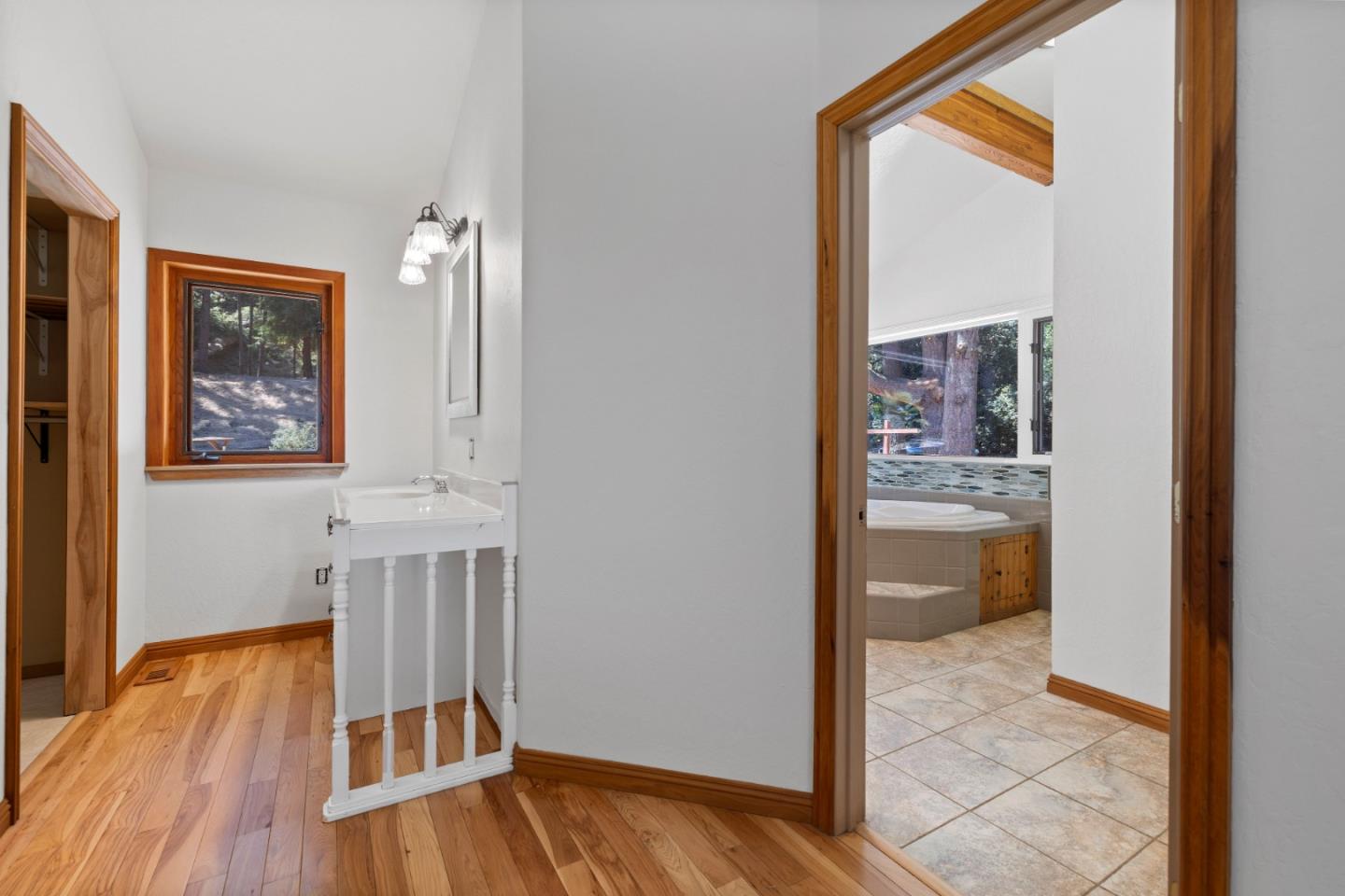 Detail Gallery Image 41 of 62 For 19850 Skyline Blvd, Los Gatos,  CA 95033 - 3 Beds | 2/1 Baths