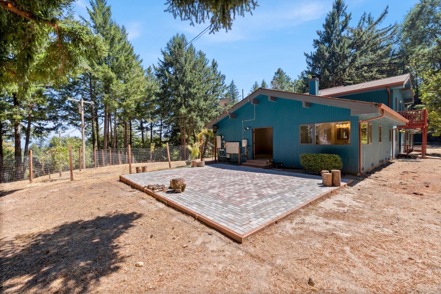Detail Gallery Image 46 of 62 For 19850 Skyline Blvd, Los Gatos,  CA 95033 - 3 Beds | 2/1 Baths