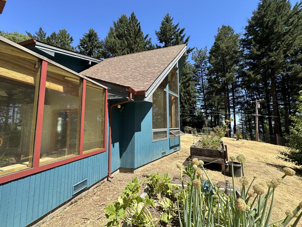 Detail Gallery Image 53 of 62 For 19850 Skyline Blvd, Los Gatos,  CA 95033 - 3 Beds | 2/1 Baths