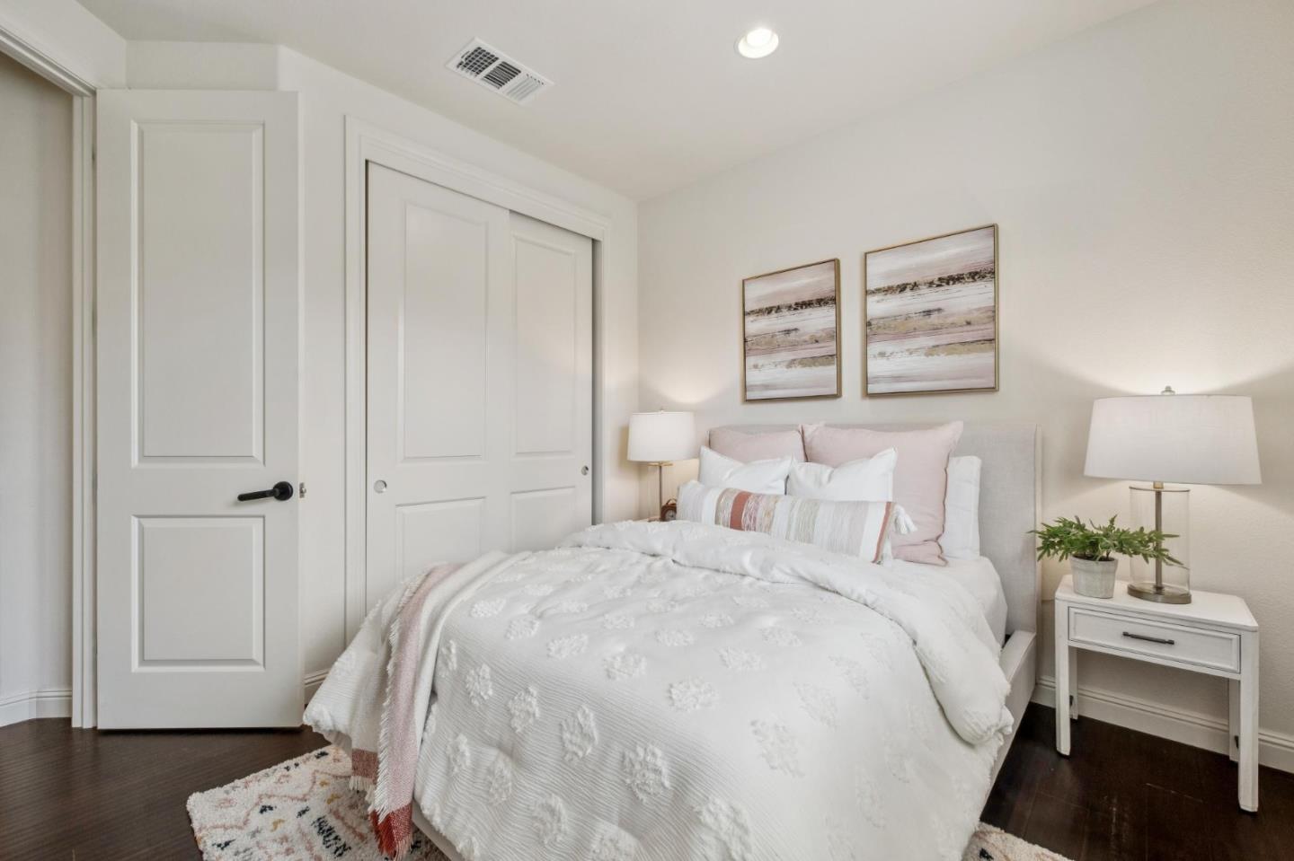 Detail Gallery Image 37 of 50 For 101 Butterweed Ln, Brisbane,  CA 94005 - 5 Beds | 3 Baths