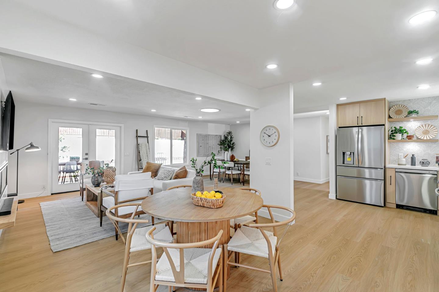 Detail Gallery Image 16 of 96 For 3826 Carryduff Way, San Jose,  CA 95121 - 3 Beds | 2 Baths