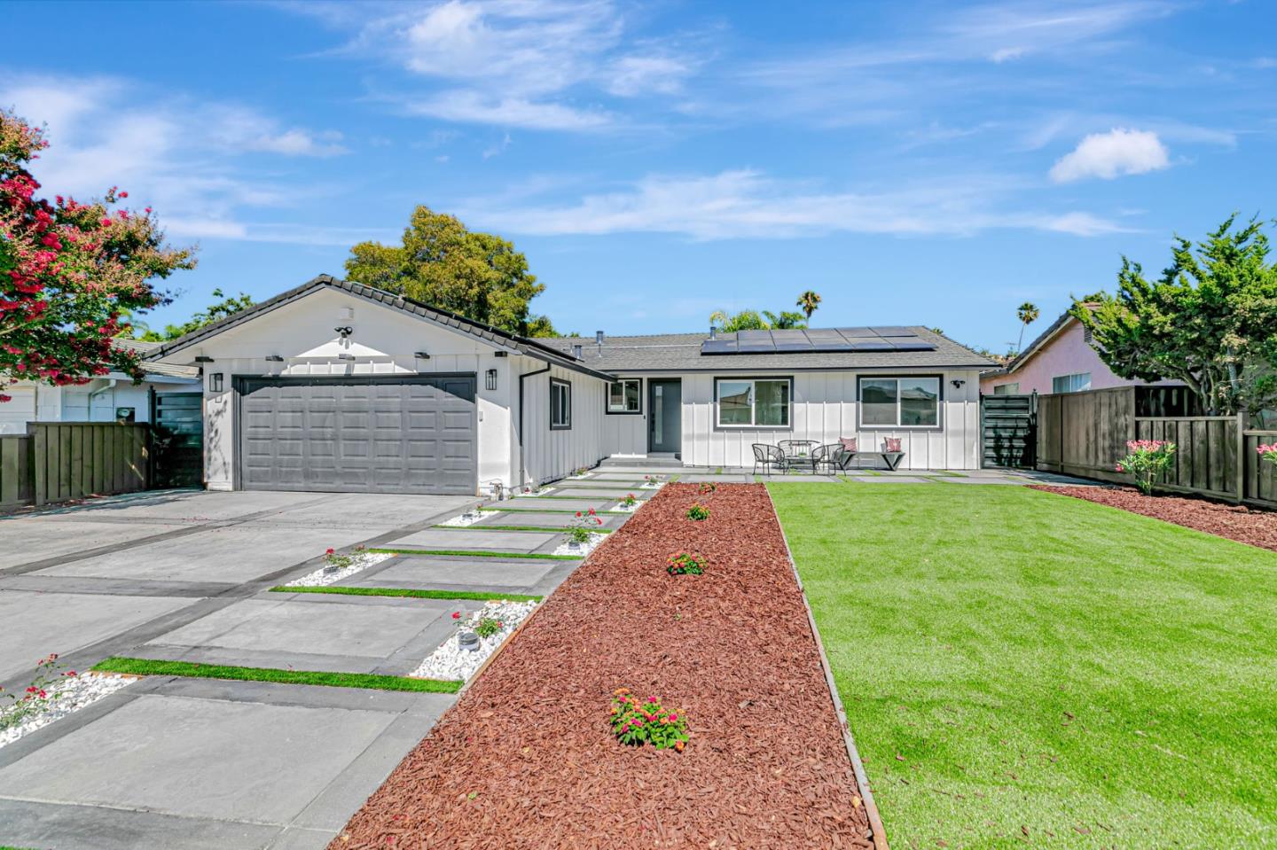 Detail Gallery Image 5 of 96 For 3826 Carryduff Way, San Jose,  CA 95121 - 3 Beds | 2 Baths