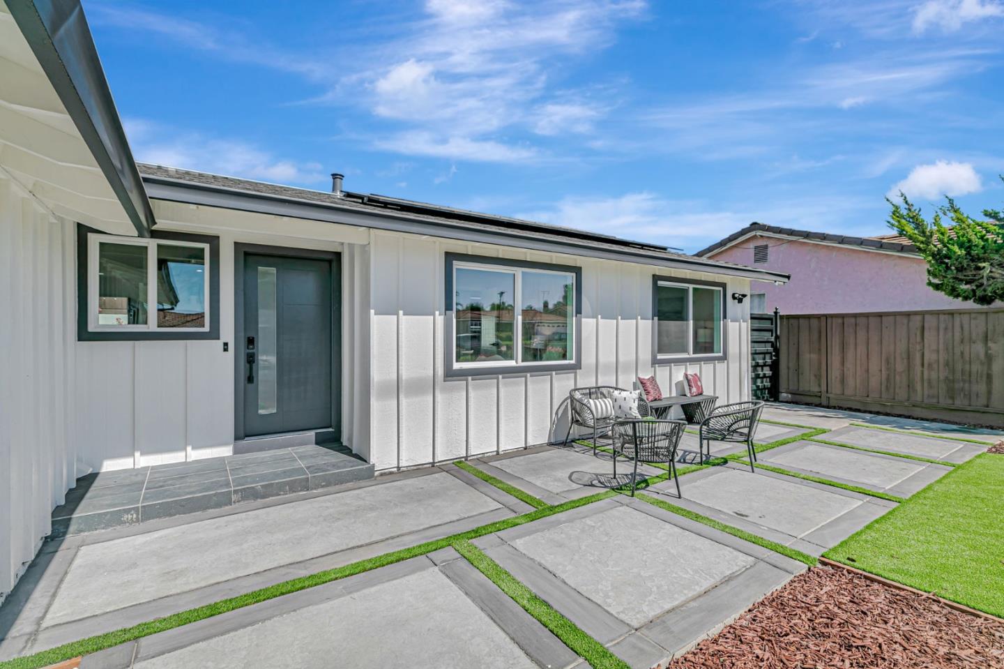 Detail Gallery Image 6 of 96 For 3826 Carryduff Way, San Jose,  CA 95121 - 3 Beds | 2 Baths