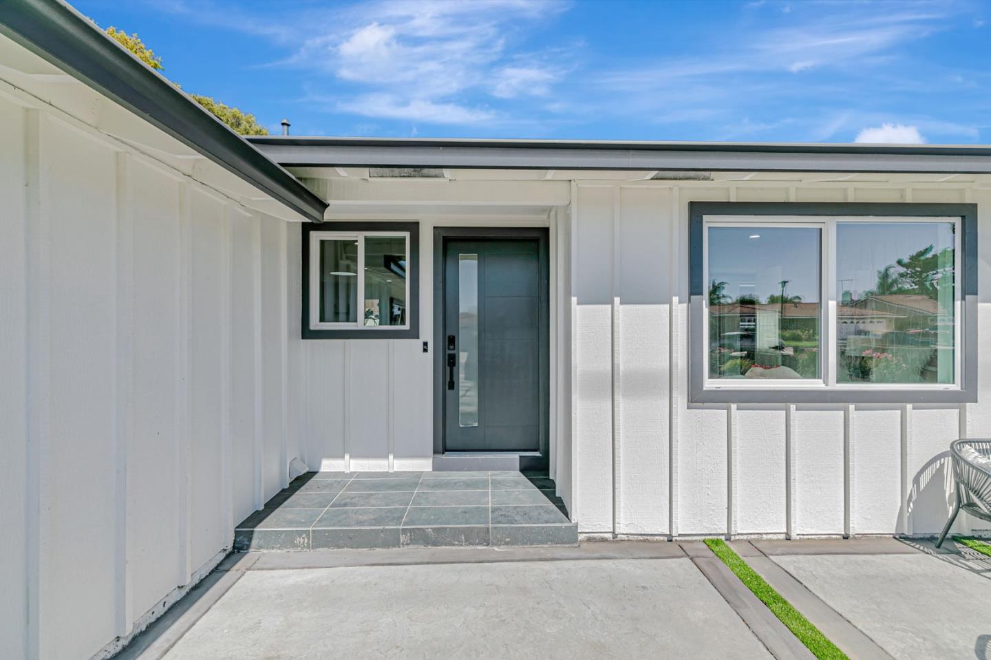 Detail Gallery Image 7 of 96 For 3826 Carryduff Way, San Jose,  CA 95121 - 3 Beds | 2 Baths